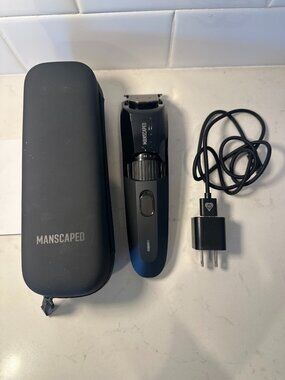 Manscaped The Beard Hedger Facial Grooming Shaver Black with Charger and Case